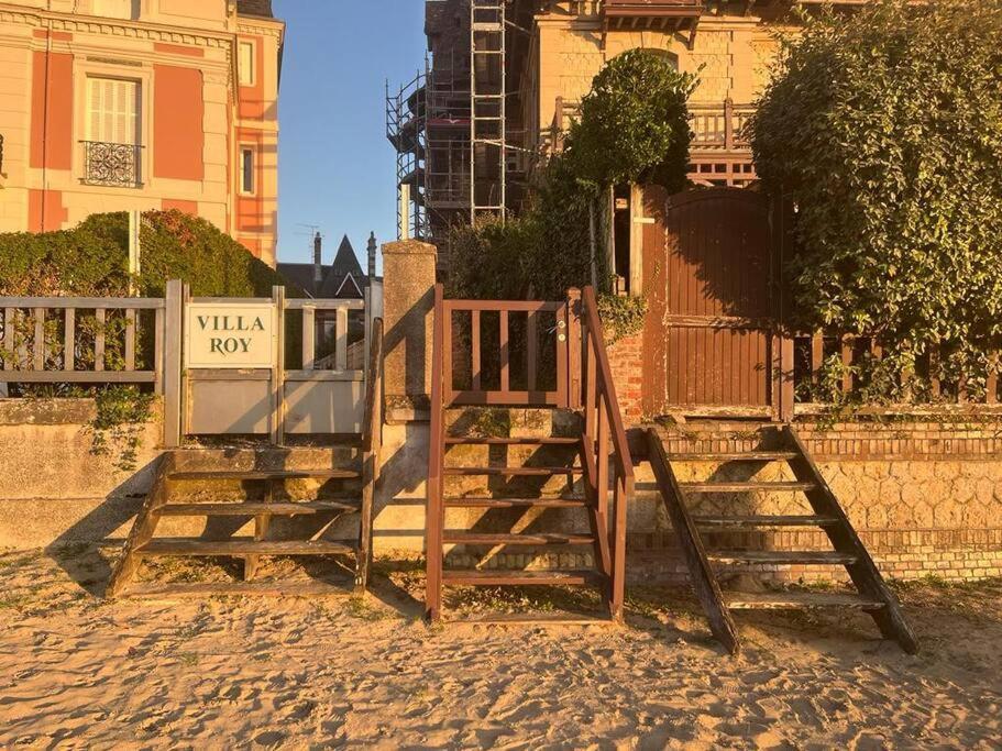 Beau Studio A 30M De La Plage / Beautiful Studio 30M From The Beach 滨海图维列 外观 照片